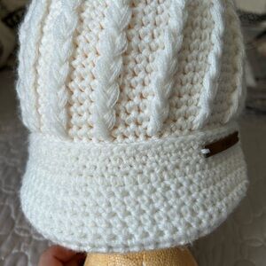Barts Cream Knit Accessory